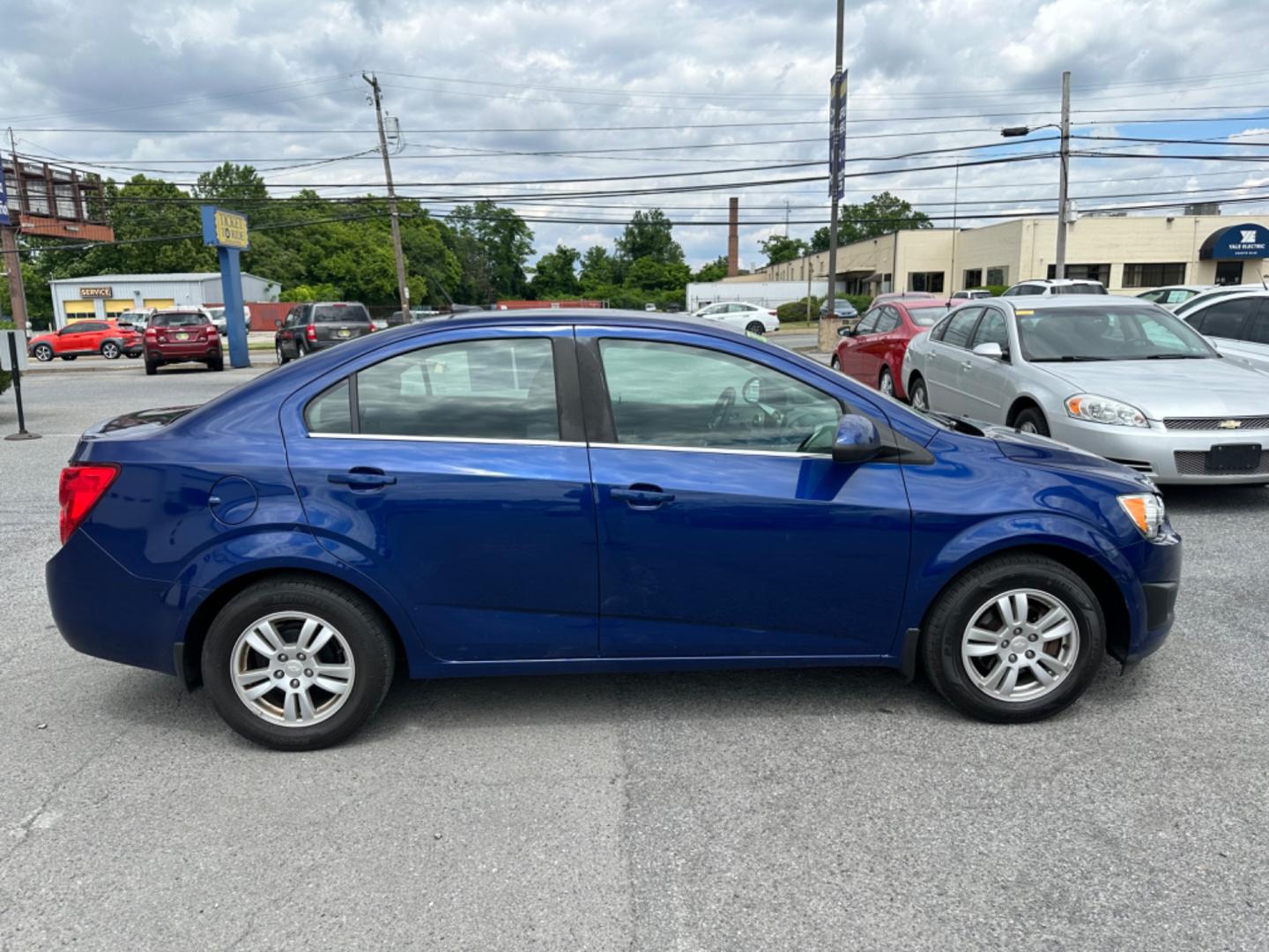 2013 BLUE Chevrolet Sonic LT Auto Sedan (1G1JC5SG7D4) with an 1.8L L4 DOHC 24V engine, 6-Speed Automatic transmission, located at 1254 Manheim Pike, Lancaster, PA, 17601, (717) 393-9133, 40.062870, -76.323273 - Photo#3